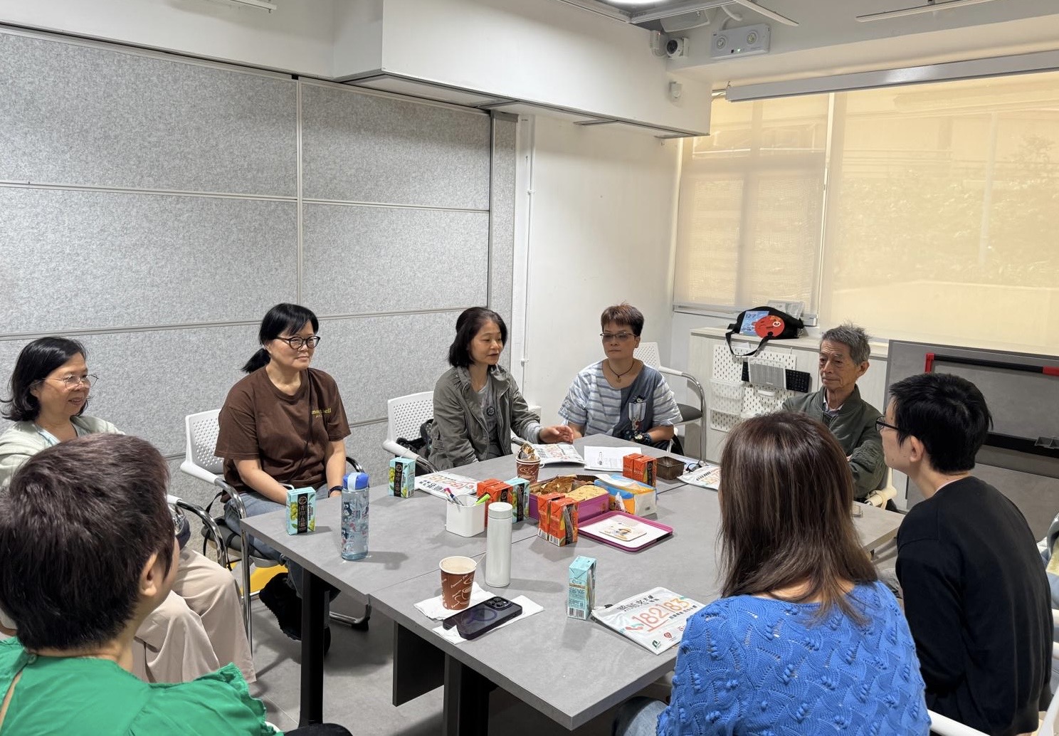 照顧者支援小組